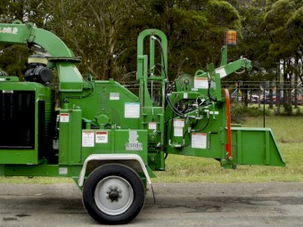2013 Bandit 1390 XP Intimidator 15" Commercial Wood Chipper