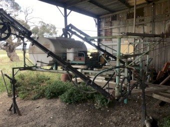 Boom spray slip on unit