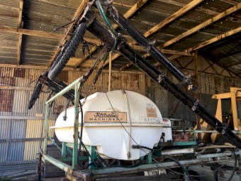 Boom spray slip on unit