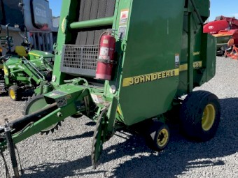 2000 John Deere 466 Silage Special Round Baler