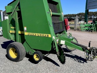 2000 John Deere 466 Silage Special Round Baler