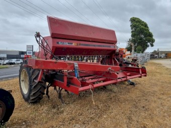 Case 5126 Seed Drill - Trash unit - High Clearance