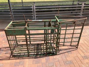 Ruddweigh weighing and drafting box