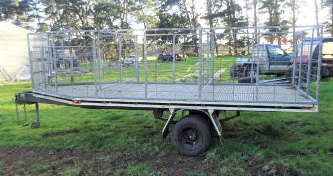 Trailer & Stock Crate