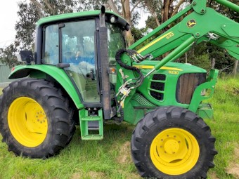 2012 John Deere 6230 4WD Tractor