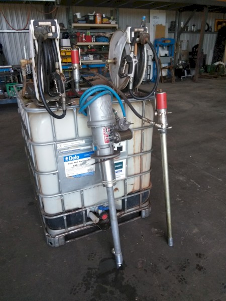 oil reels and pumps 