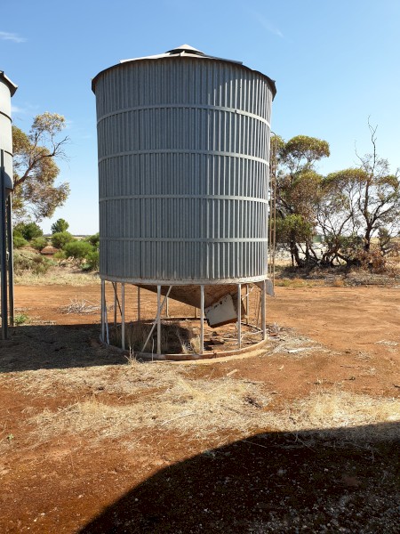 Nelson 220 Bag Silo X 2