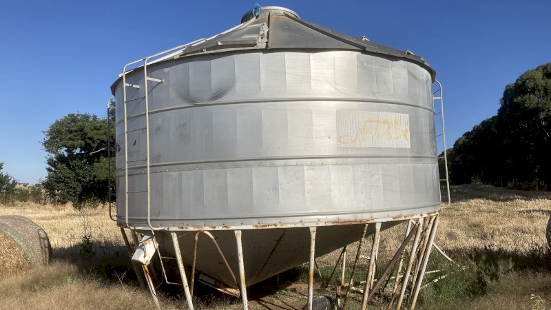 Nelson Field Bin