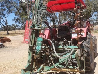 2016 Munro Post Driver