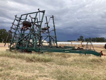 12m Janke Airseeder