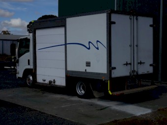 Isuzu NLR 200, 2011, Service Truck, Pantech, Automatic, 150HP Turbo Diesel.