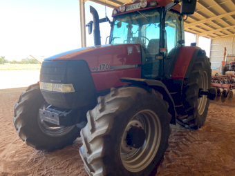 1997 Case MX170 Tractor