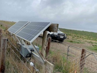 Gallagher MB2800i electric fence set up
