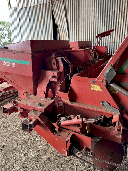 Kverneland UN3200 Potato Planter