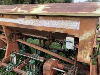 Napier Grasslands Trash Seeder