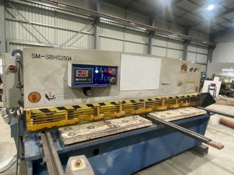 SM-SBHS2504 Guillotine