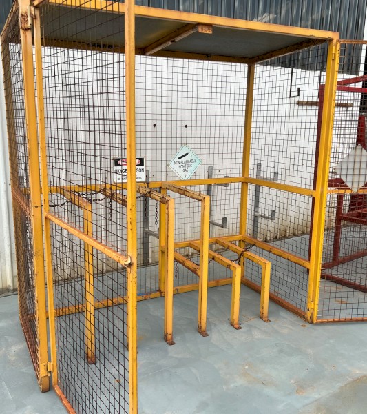 Gas Bottle Cage Gas Cylinder Storage Cage 2200mm wide