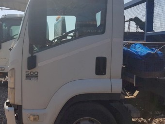 2012 Isuzu FFR 500 Skip Truck