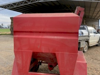 Bromar multi-feeder trailer