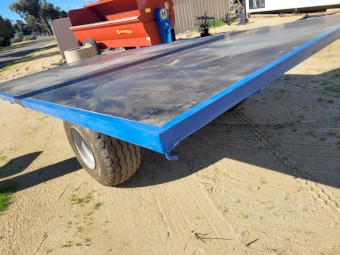 5.5 X 2.5 Flat Trailer