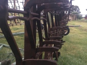 18 metre hydraulic folding harrows