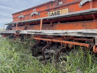 Case 400 planter