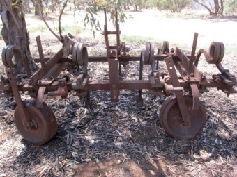 3pl 7 Tyne Plough