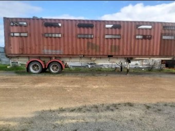 Cattle Crate