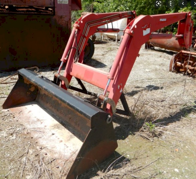 WANTED Front End Loader for Massey Ferguson 8240
