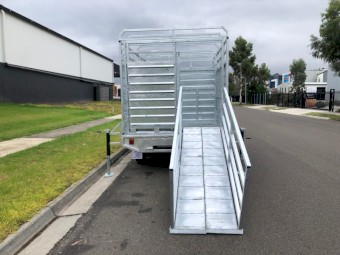 12x7 CATTLE LIVESTOCK TRAILER & FLAT TOP 2 IN 1 TRAILER ATM 3500KG WITH RAMP REMOVABLE CRATE CAGE