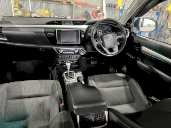 2018 Toyota Hilux SR5 Dual Cab Ute