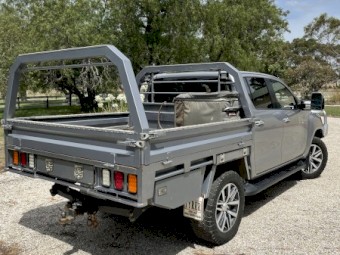 2016 Toyota SR5 Hilux 4WD Ute