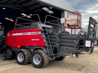 Massey Ferguson 2270 XD 8x4x3 Baler