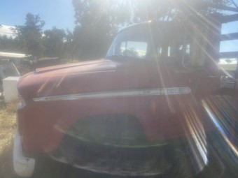 Dodge 575 V8 Truck