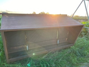 Grain Feeder