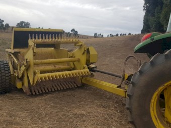 Degelman 6000 Rock Picker