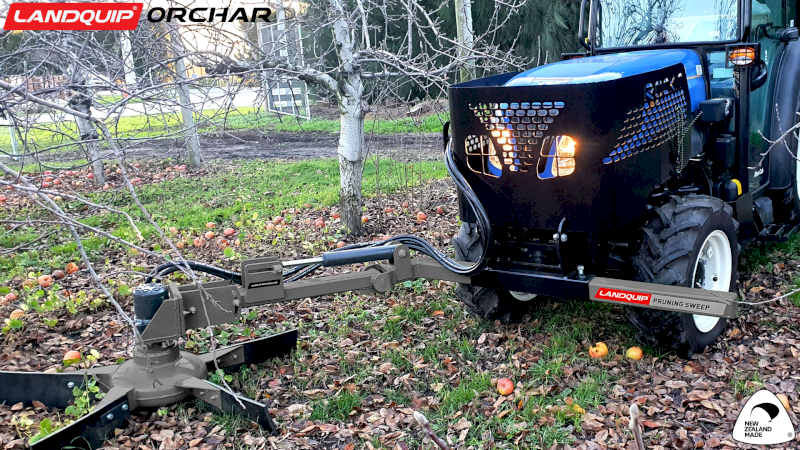 Vineyard/Orchard Tractor mounted Pruning Sweep