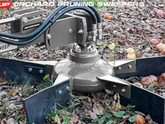 Vineyard/Orchard Tractor mounted Pruning Sweep