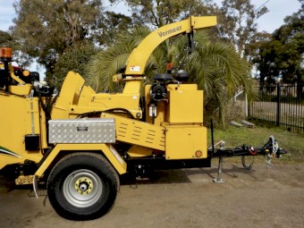 Late Model VERMEER BC1200XL Commercial Wood Chipper
