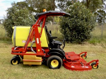 2015 Gianni Ferrari Commercial Kubota Diesel Outfront Ride on Lawn Mower
