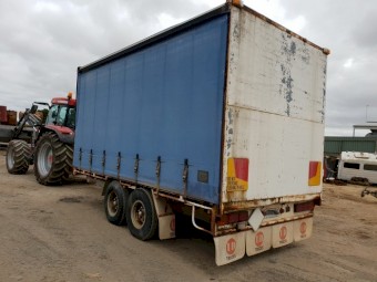 Dog Trailer
