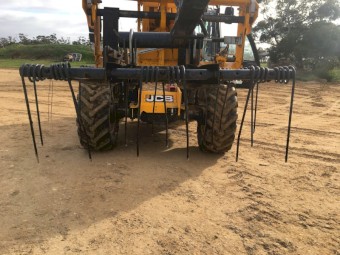 Finger tine harrows