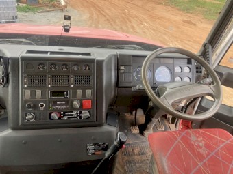 2003 Iveco Powerstar 6300 Livestock Truck