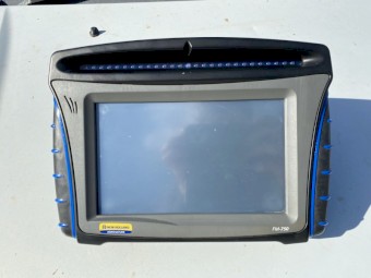 FM 750