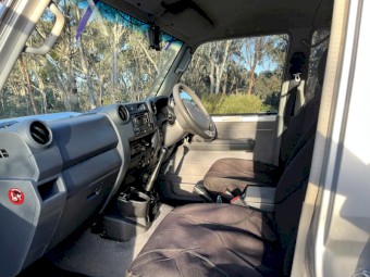 2017 Toyota Land Cruiser GXL