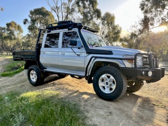 2017 Toyota Land Cruiser GXL
