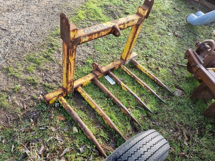 Buck Rake