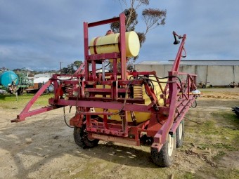 Hardi Trailing Boom Sprayer