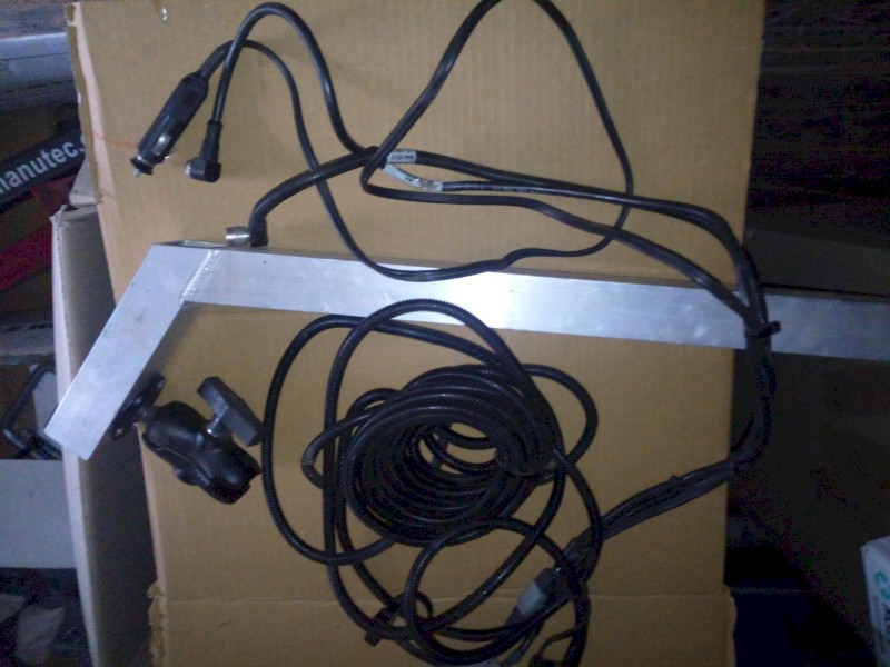 Trimble EZ Guide cable & GPS bracket