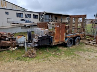 Tandem Axle Plant Trailer